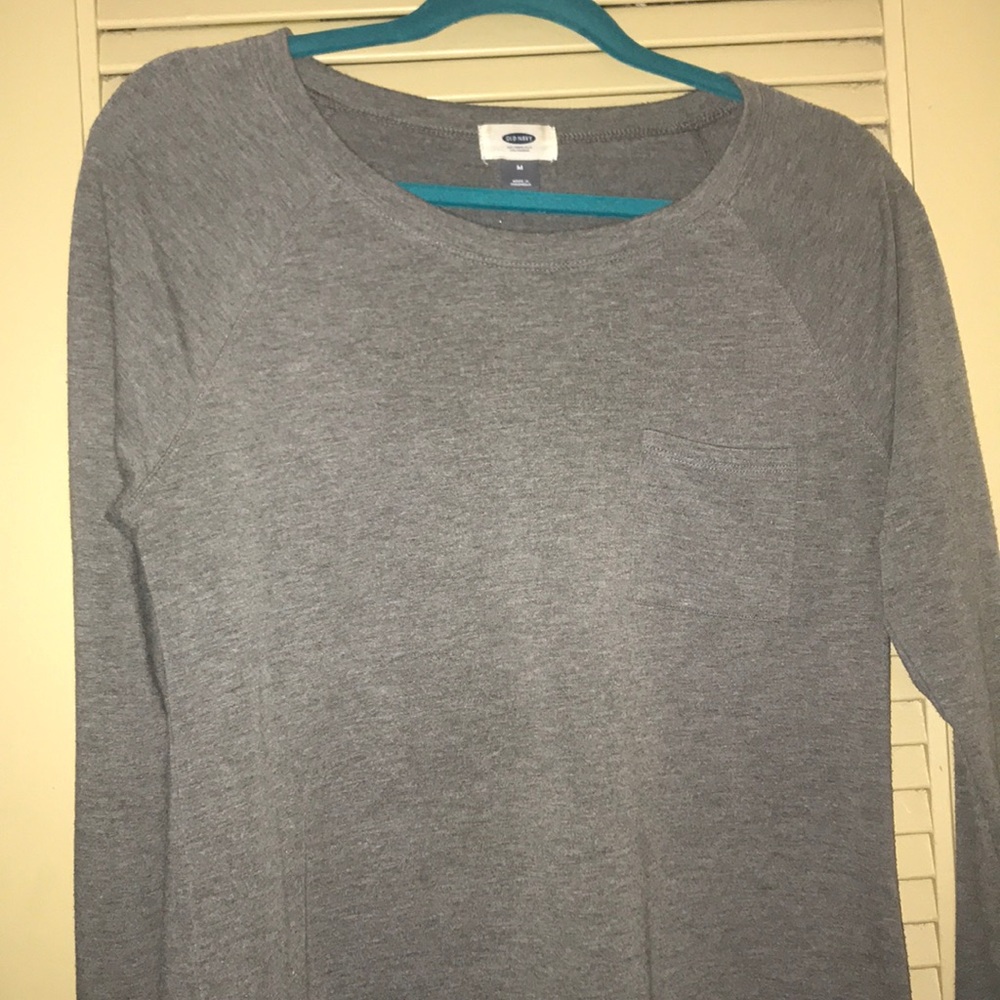 ‼️BOGO Old navy gray long sleeve top with pocket